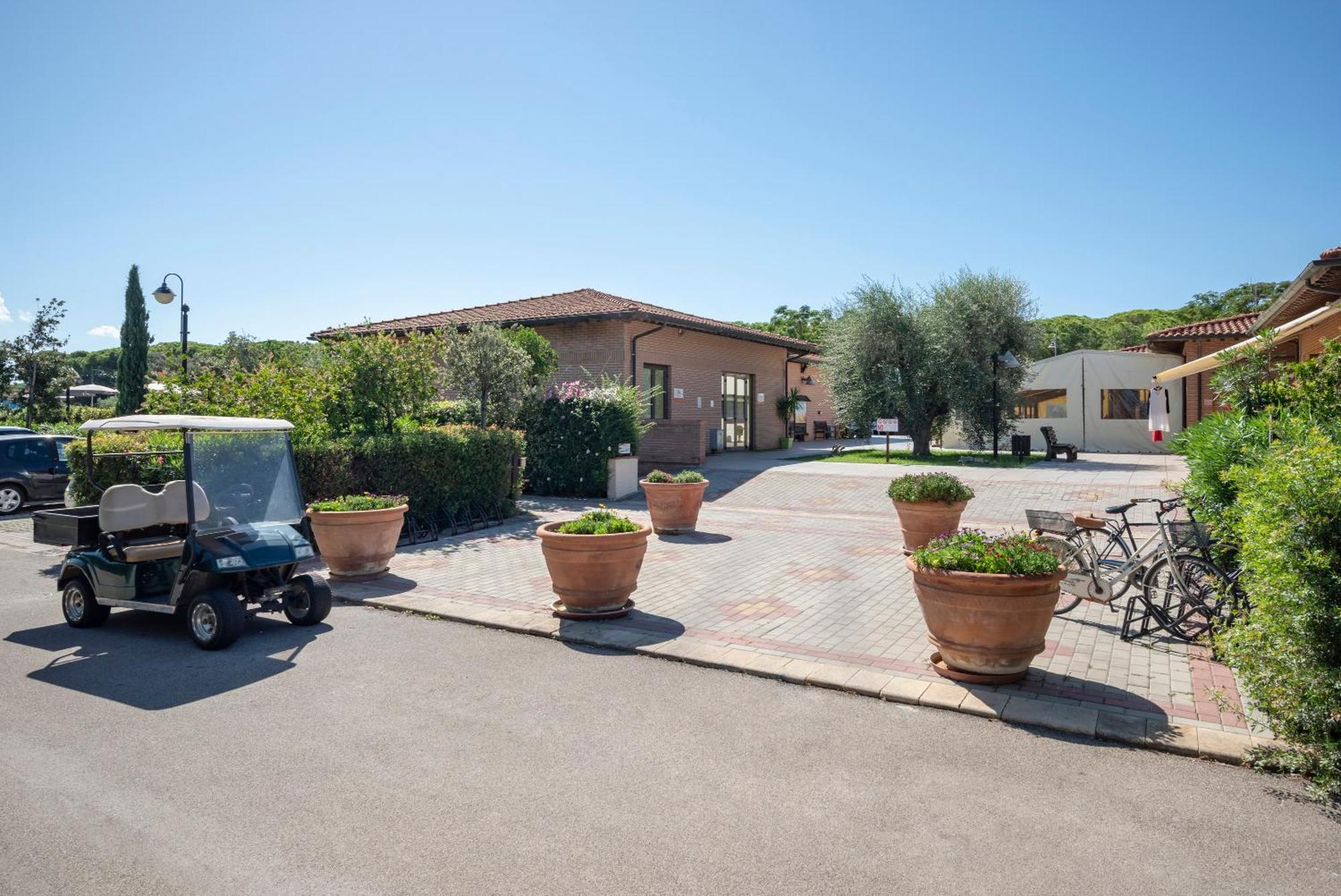 Villaggio Il Girasole Follonica Kültér fotó