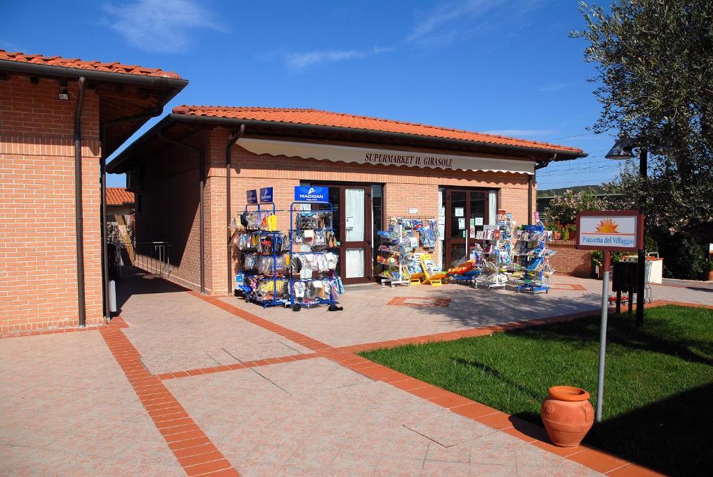 Villaggio Il Girasole Follonica Kültér fotó